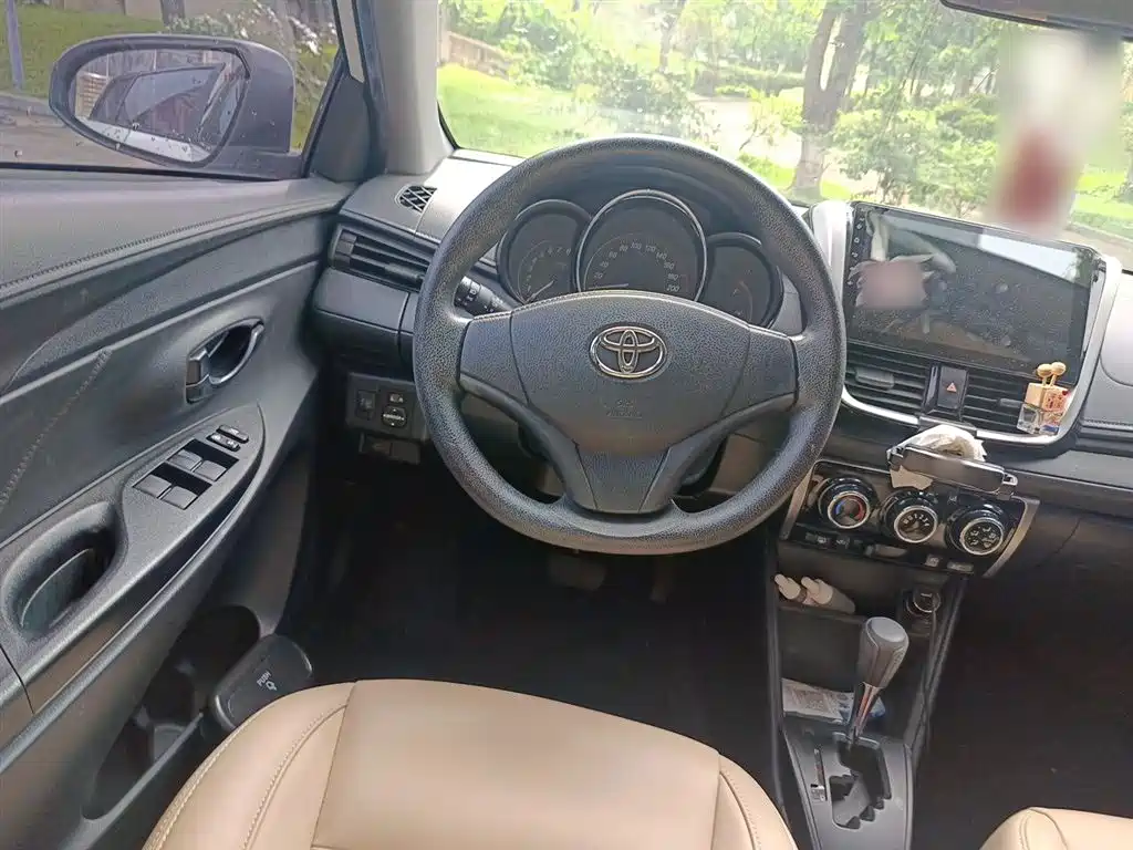 Toyota YARiS L Zhi Xuan 2020 1.5L CVT Leading Edition фото 3
