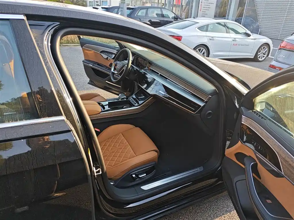 Audi A8 2024 Model A8L 55 TFSI quattro Flagship фото 5