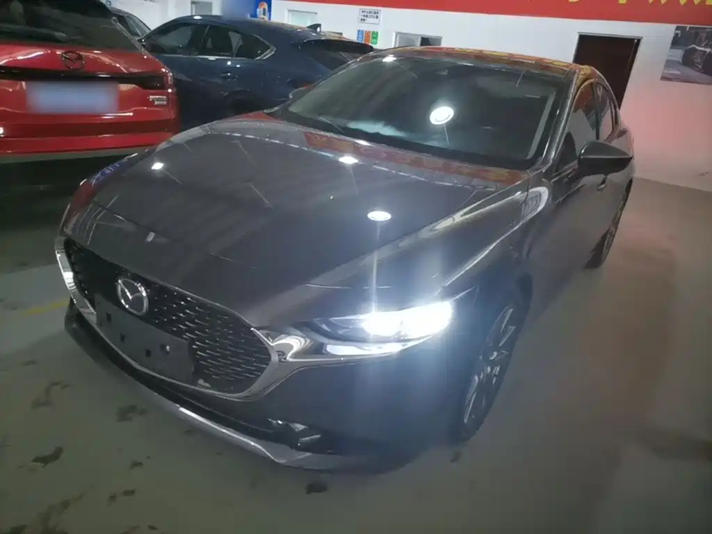 Mazda 3 Axela 2021 2.0L Automatic Premium Edition