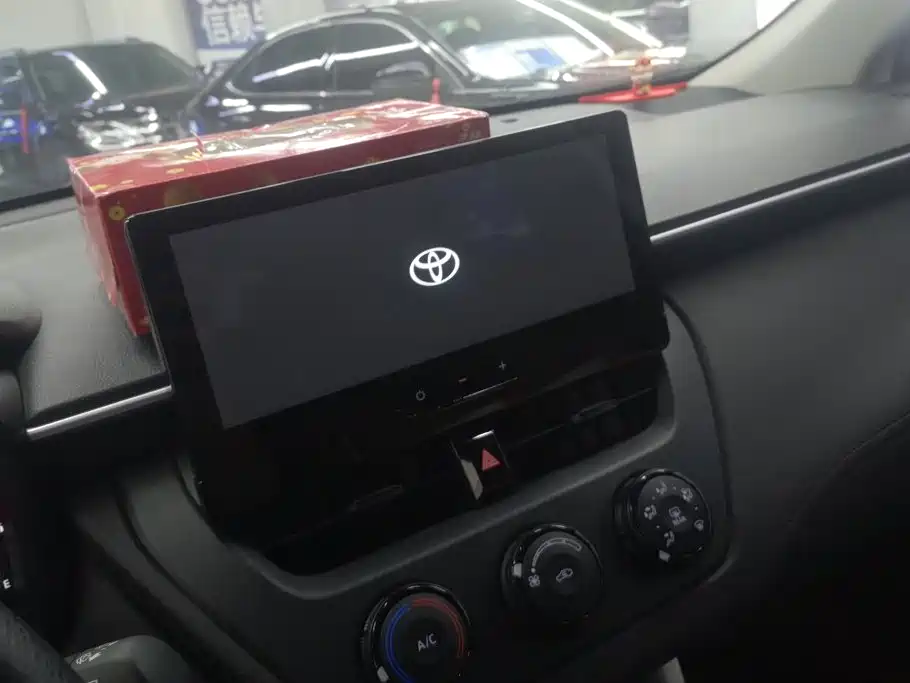Toyota Corolla Cross 2024 2024 Model 2.0L Pioneer Edition
