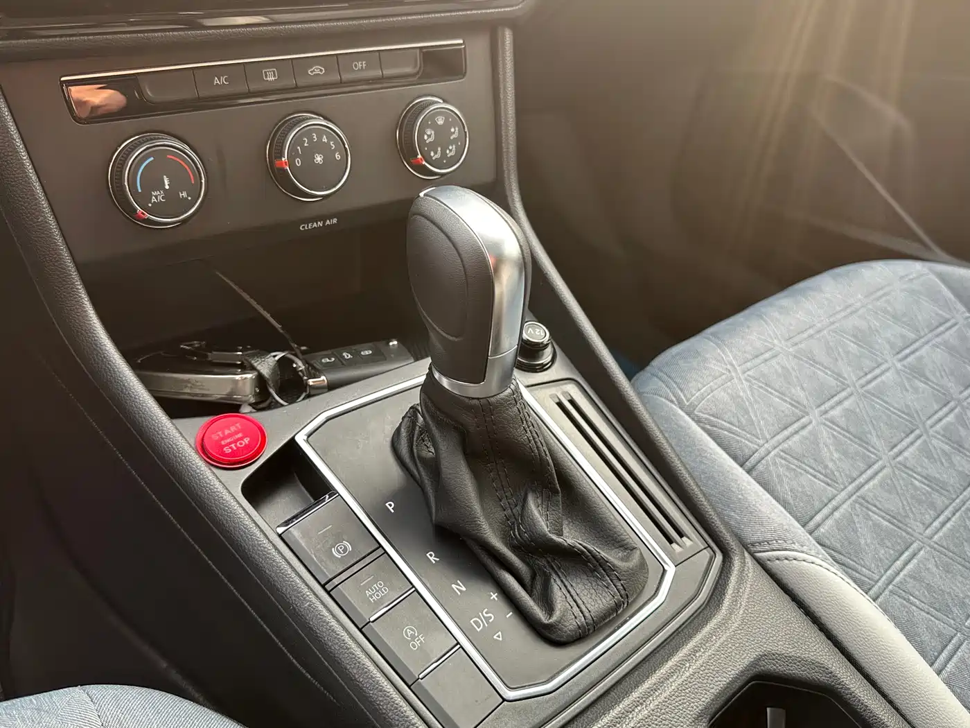Volkswagen Lavida 2024 Model 1.5L Automatic Full Comfort Edition фото 11