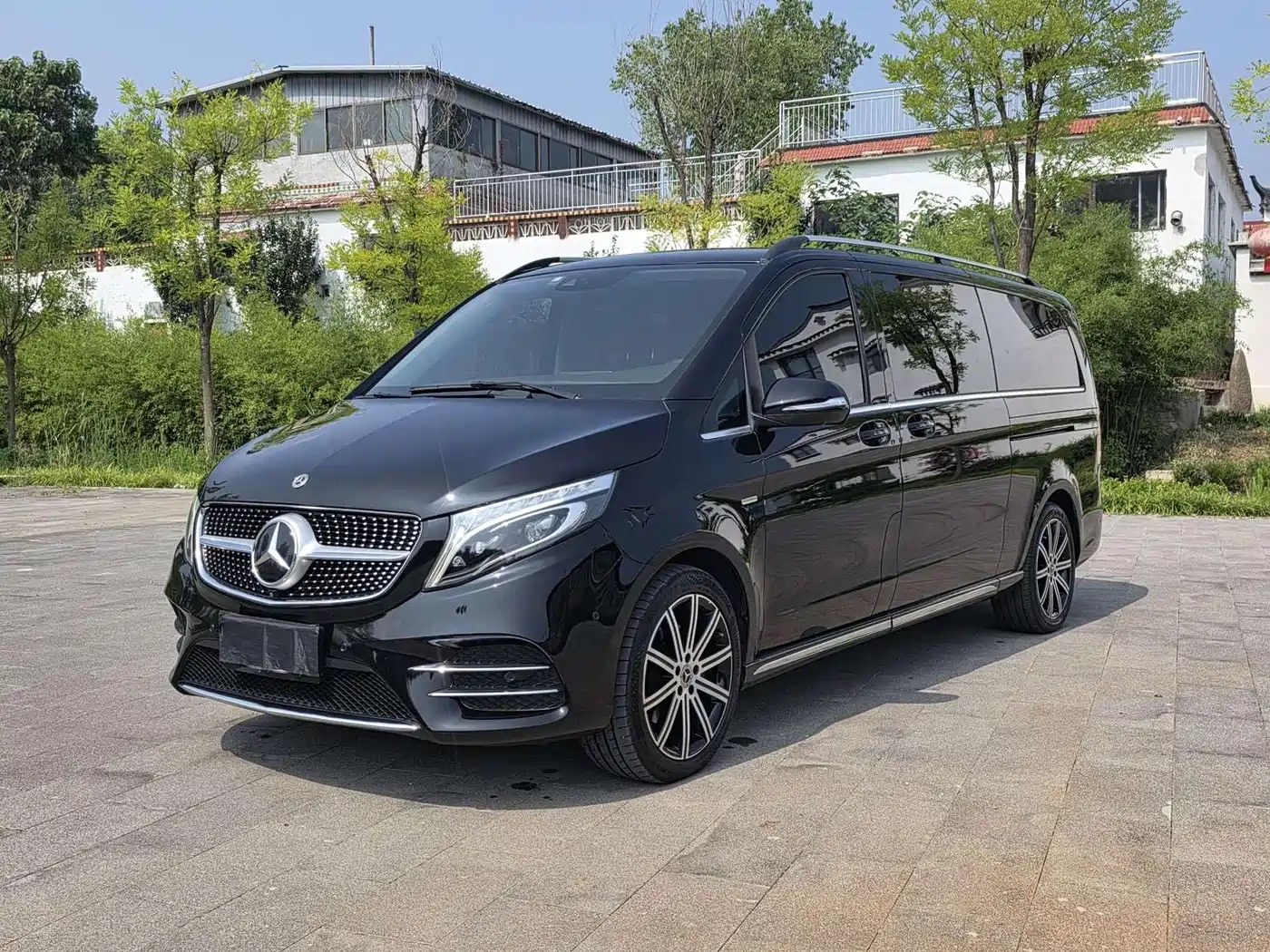 Mercedes-Benz V-Class 2022 V 260 L Long Wheelbase Luxury Edition