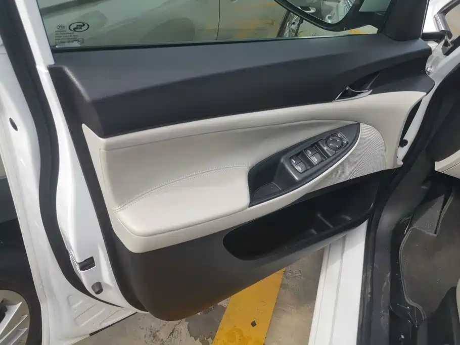 Buick GL6 2018 2018 18T 6-Seater Elite