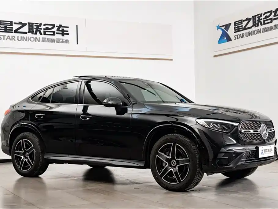 Mercedes-Benz GLC Coupe 2025 GLC 260 4MATIC Coupe SUV фото 6