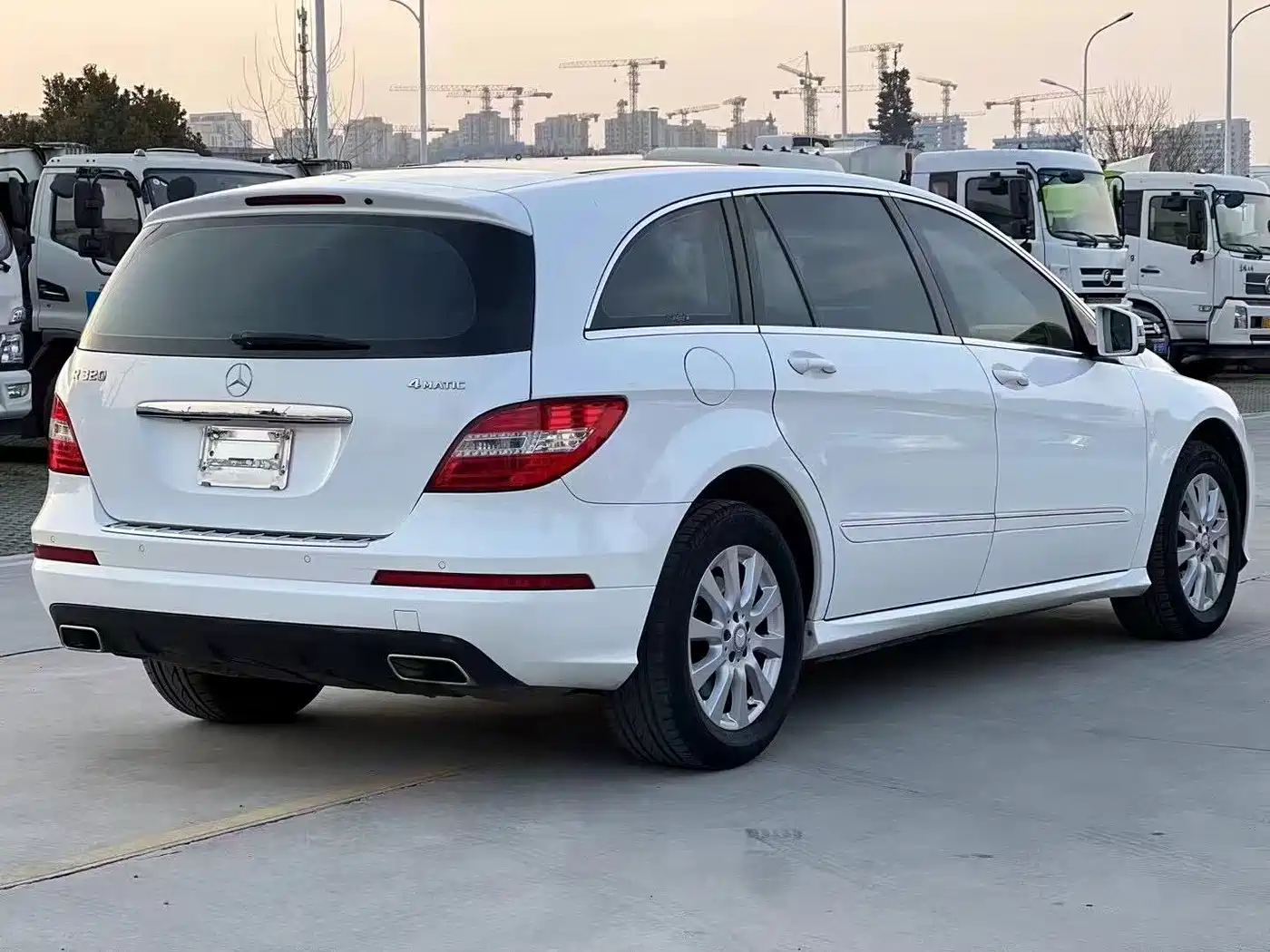 Mercedes-Benz R-Class 2014 R 320 4MATIC Luxury фото 3