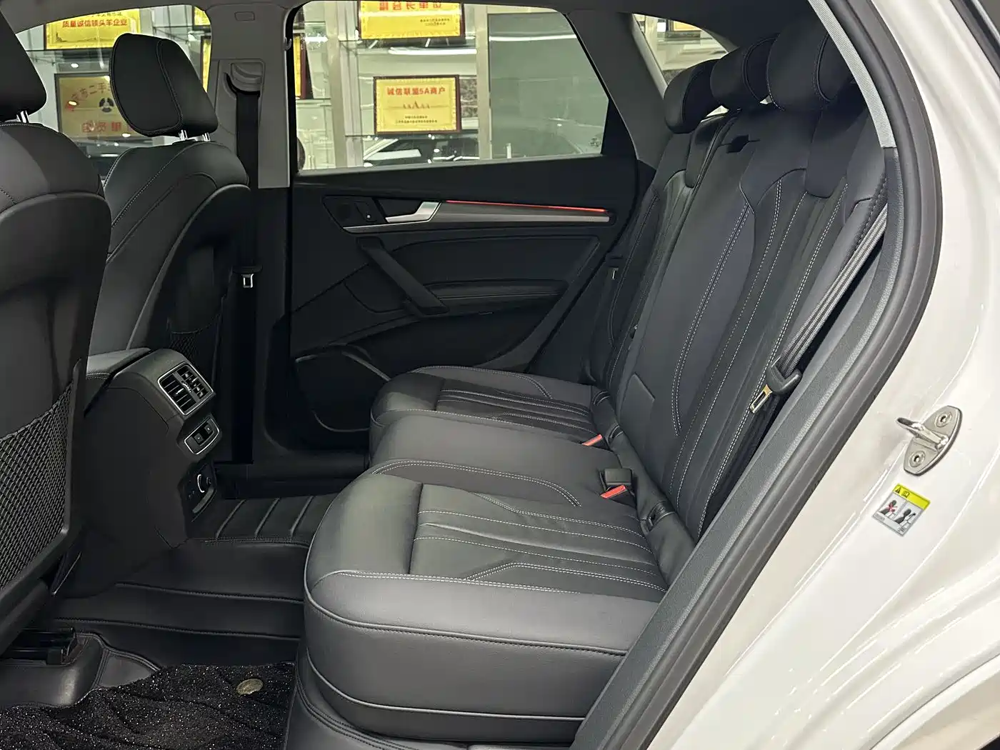 Audi Q5L 2022 40T Luxury Dynamic фото 10