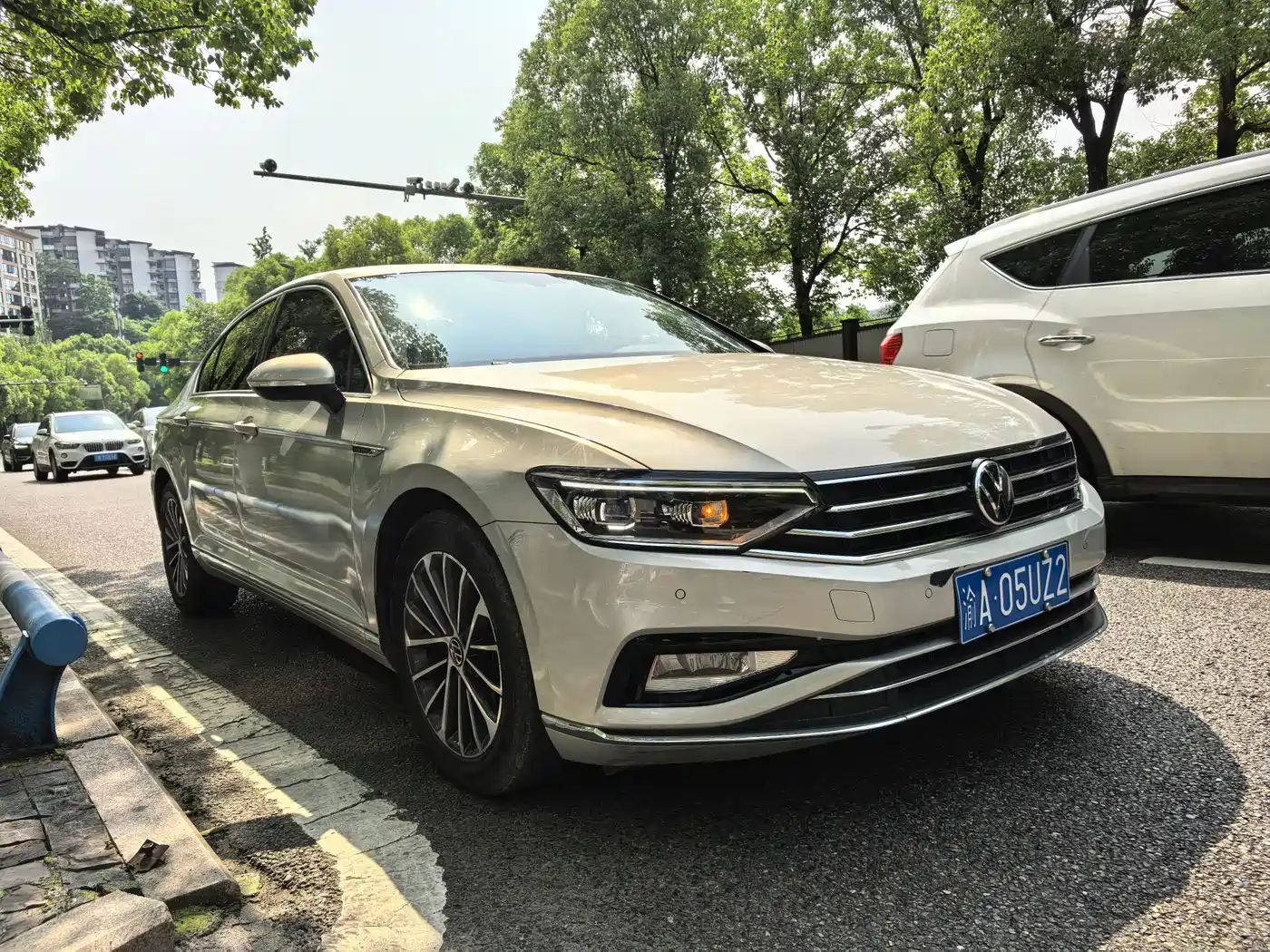 Volkswagen Magotan 2020 330TSI DSG Premium фото 3