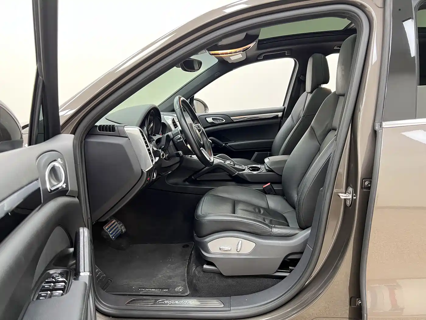 Porsche Cayenne 2015 Cayenne 3.0T фото 9