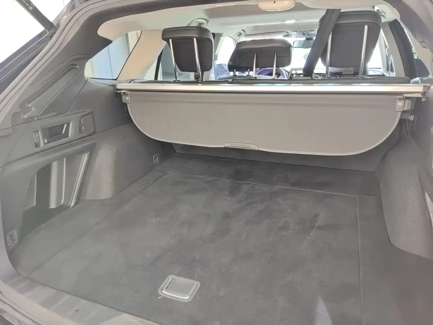 SUBARU OUTBACK