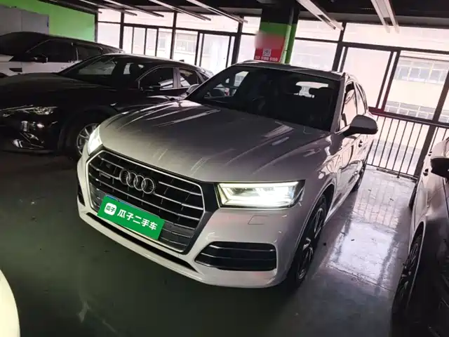Audi Q5L 2019