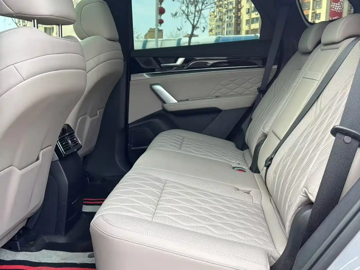 BYD Tang New Energy 2025 DM-i 115KM Premium фото 6
