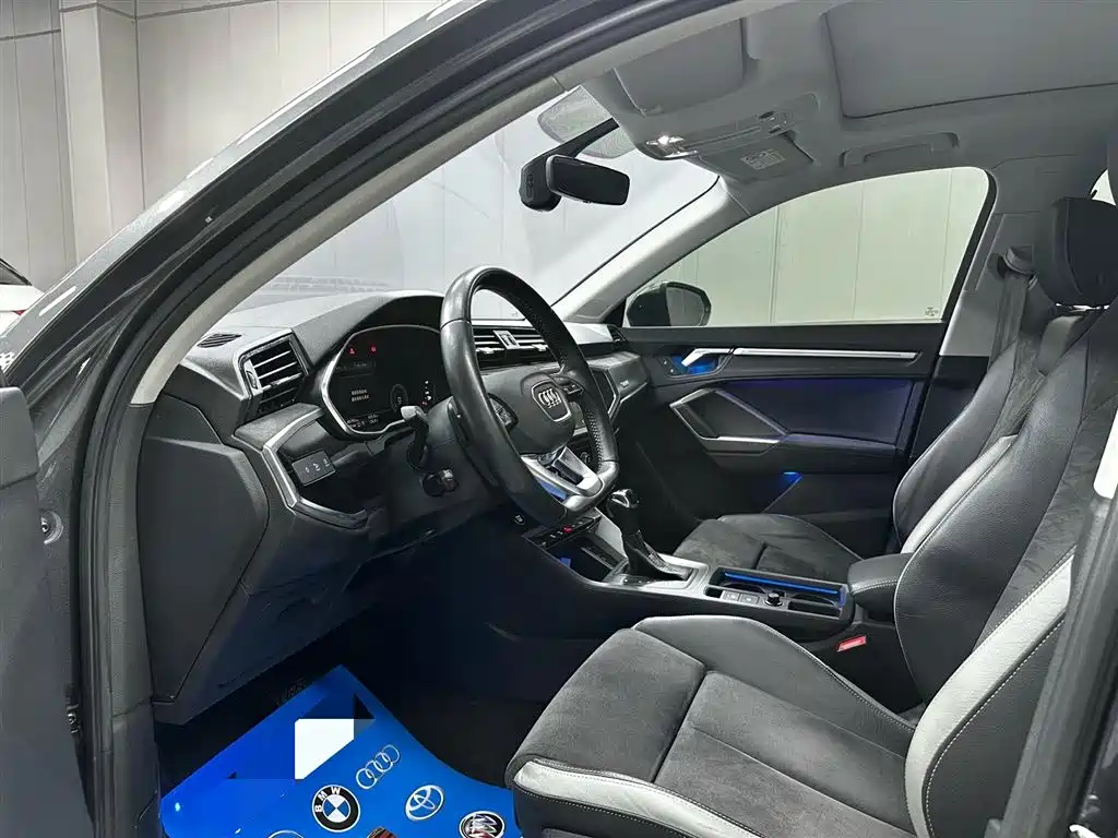 Audi Q3 2022 35 TFSI Fashion Dynamic фото 10