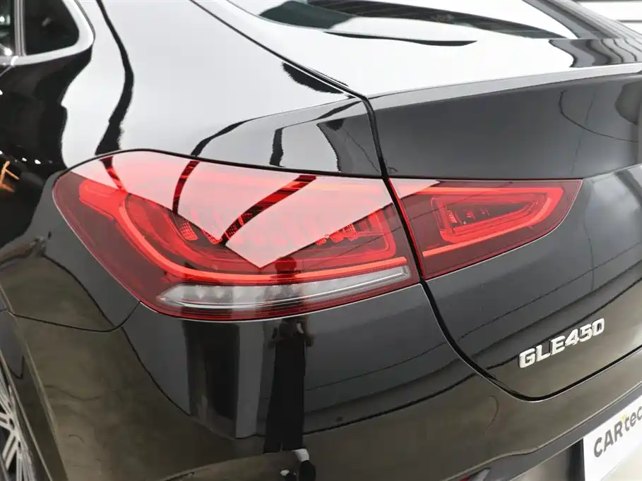 Mercedes-Benz GLE Coupe 2022 GLE 350 4MATIC Coupe SUV Fashion фото 29