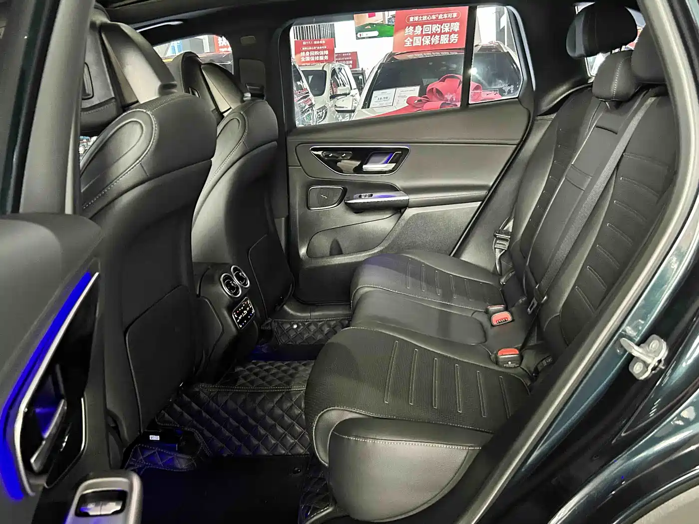 Mercedes-Benz GLC 2023 GLC 260 L 4MATIC Sport 5-seater фото 6