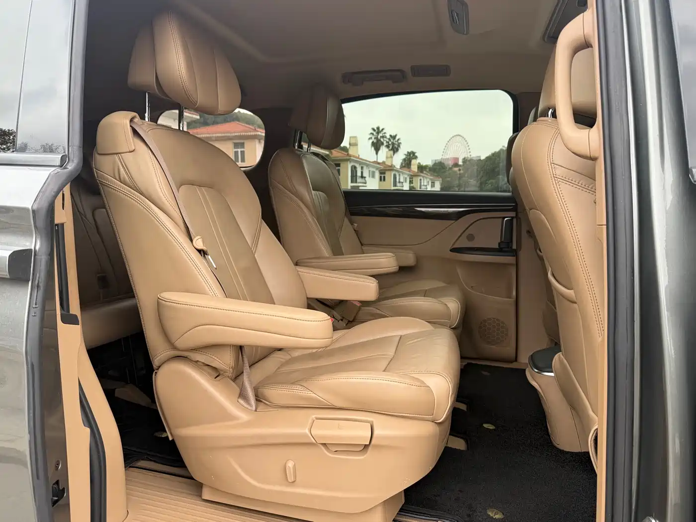 Buick GL8 2017 ES 28T Premium China V фото 6