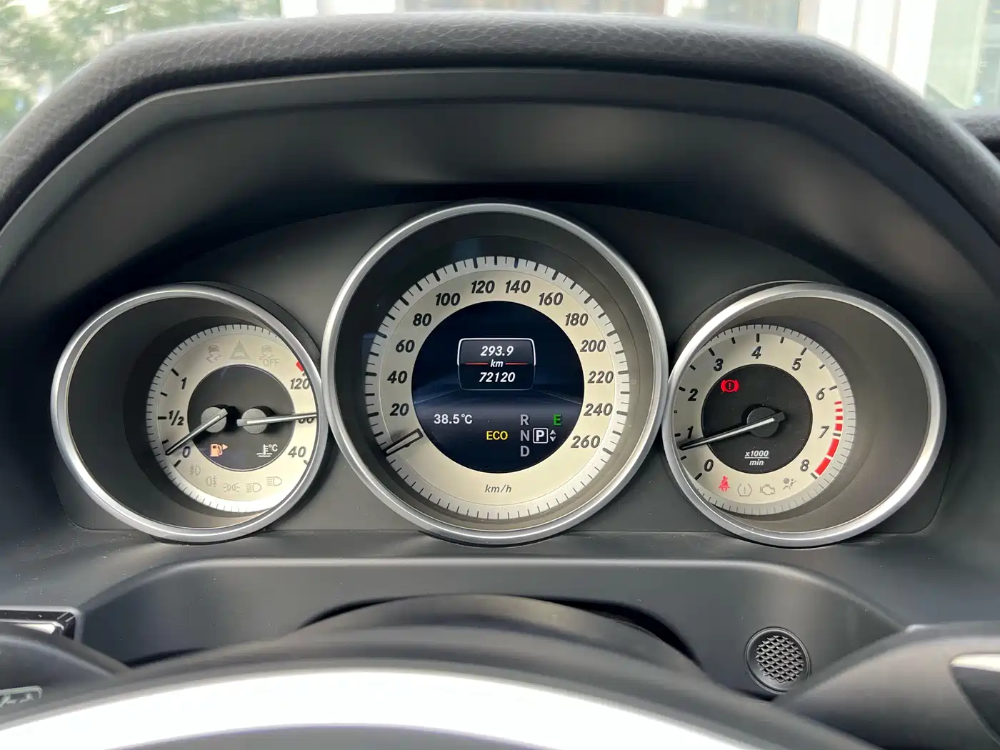 Mercedes-Benz E-Class 2015 Facelift E 260 L Sport фото 25