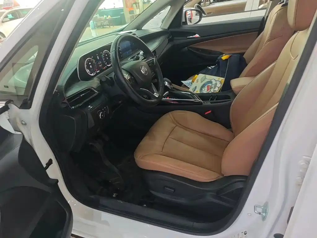 Buick GL6 2023 2021 323T Mild Hybrid Connected Luxury