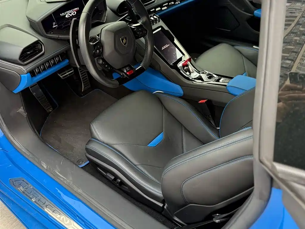 Lamborghini Huracán 2020 Huracán EVO RWD фото 7