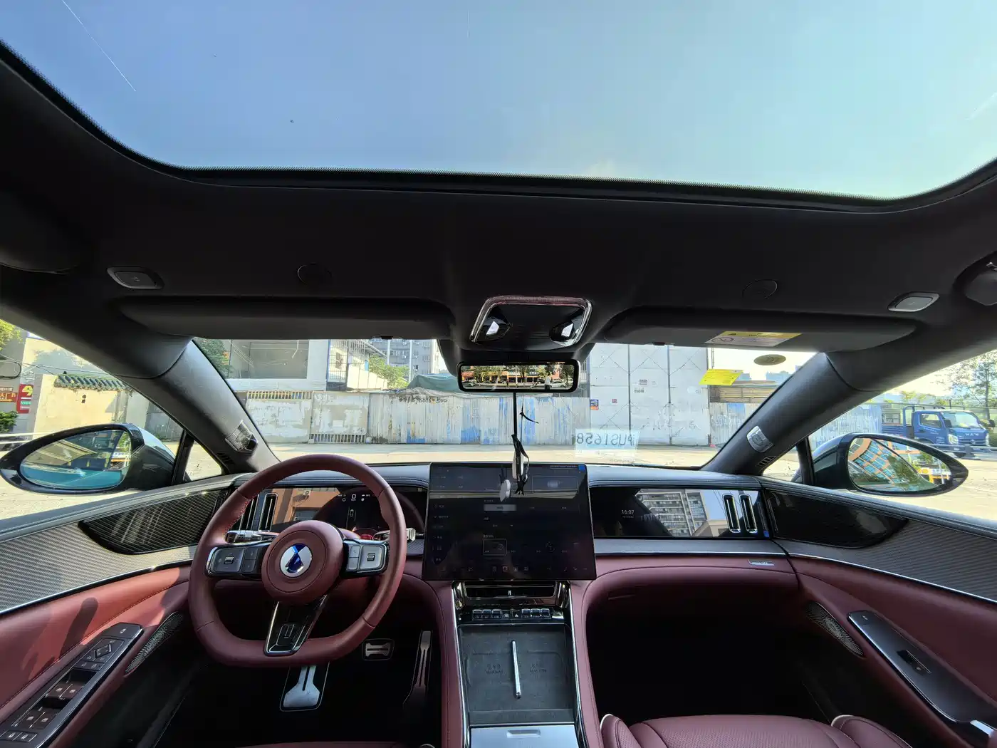 Denza Z9GT 2026 2026 Model Yi San Fang Flash Charge Performance Edition