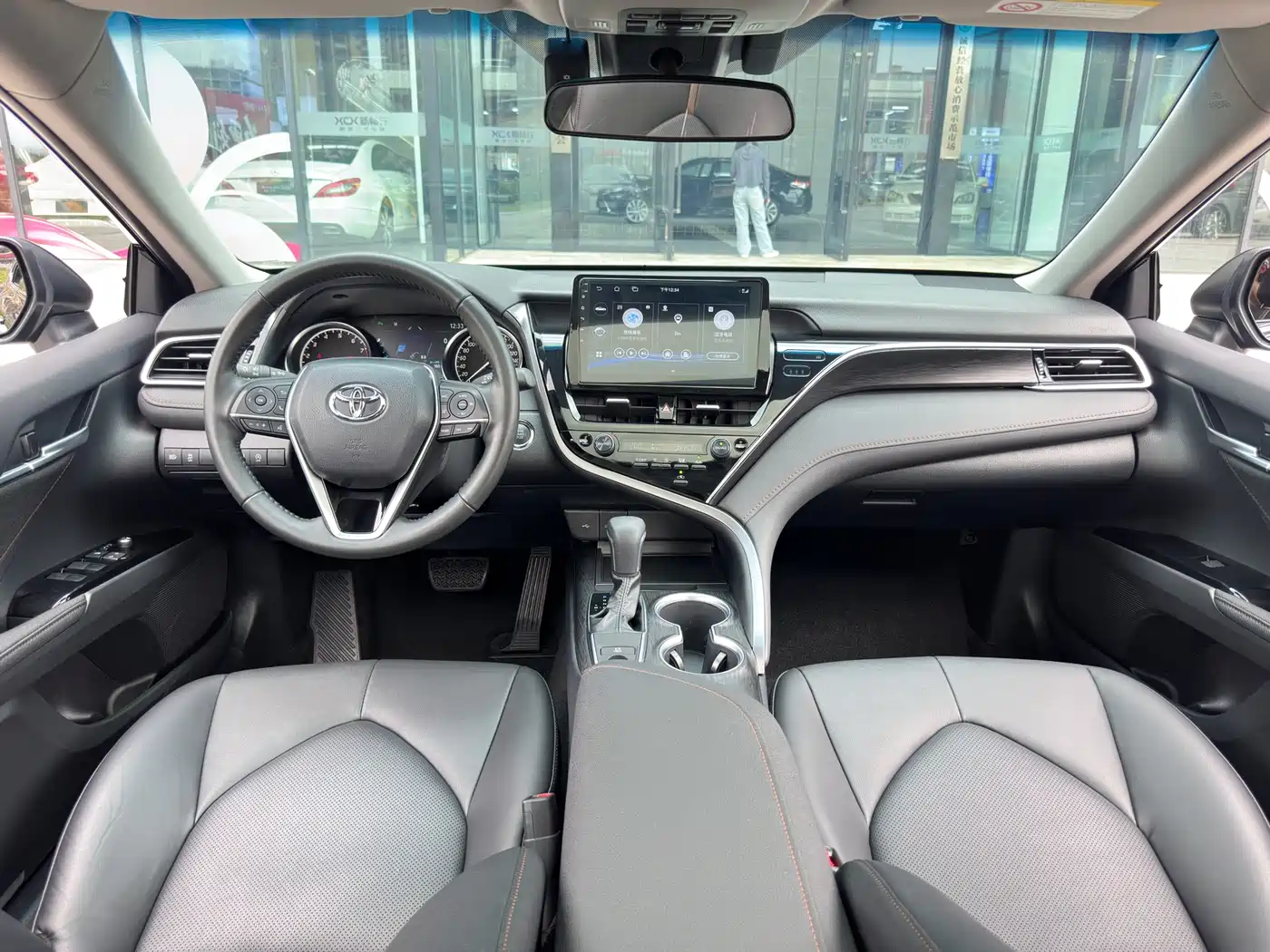 Toyota Camry 2021 2.0G Luxury Edition фото 13