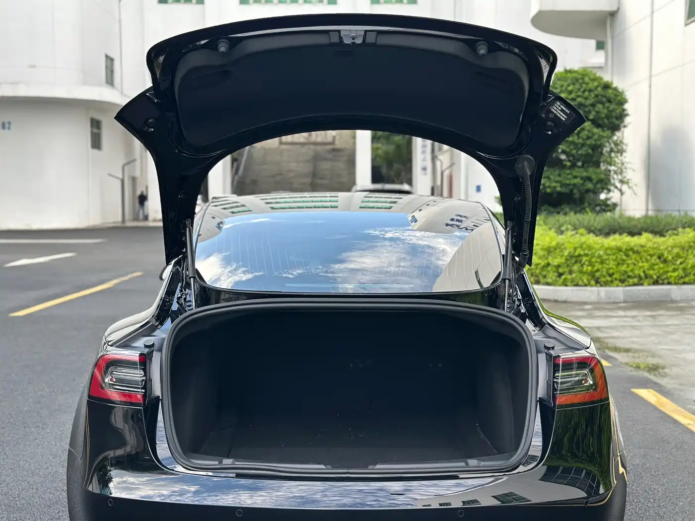 Tesla Model 3 2020 2020 Facelift Standard Range RWD Upgrade