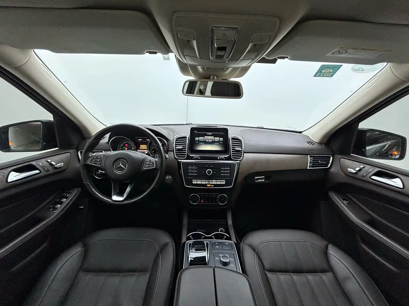 Mercedes-Benz GLE 2017 GLE 320 4MATIC Luxury фото 14