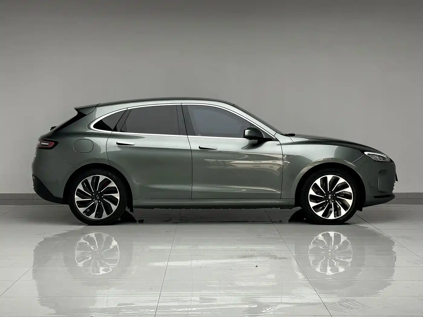 AITO Wenjie AITO M5 2022 2022 Extended Range AWD Ultimate Edition