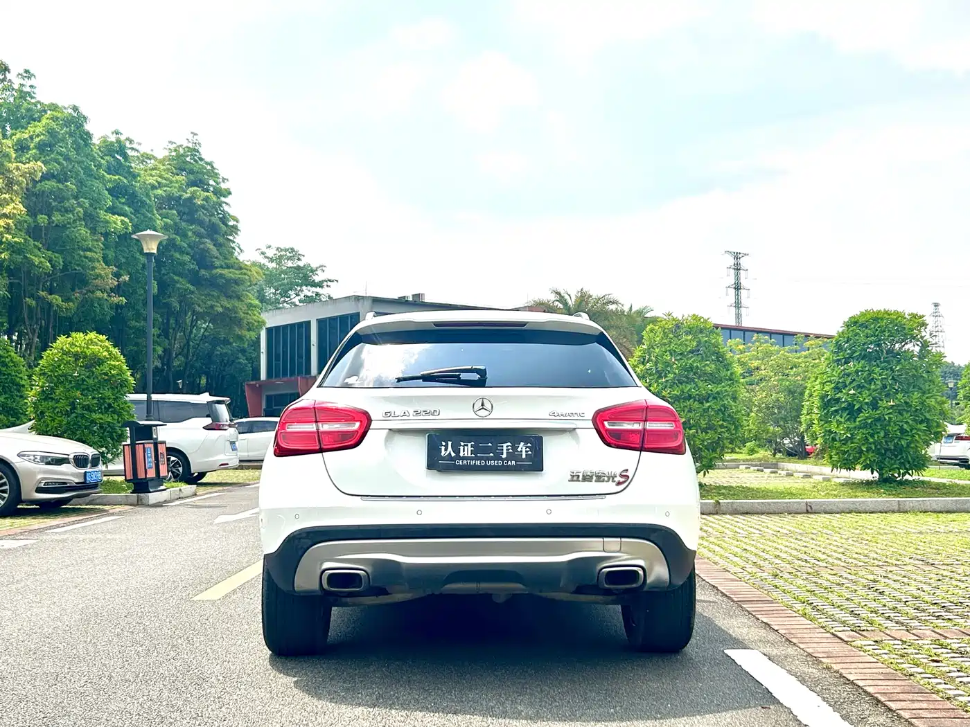 Mercedes-Benz GLA 2016 GLA 220 4MATIC Fashion фото 7