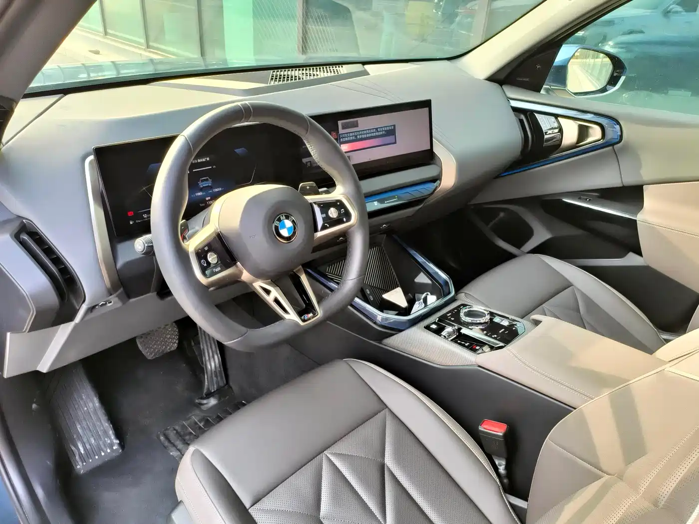 BMW X3 2025 xDrive30L Leading M Sport Package фото 4