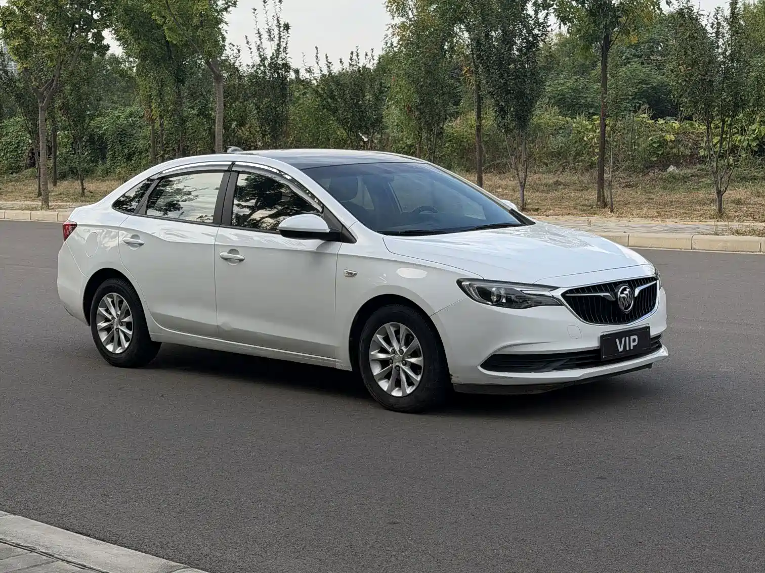 Фото 3 - Buick Excelle