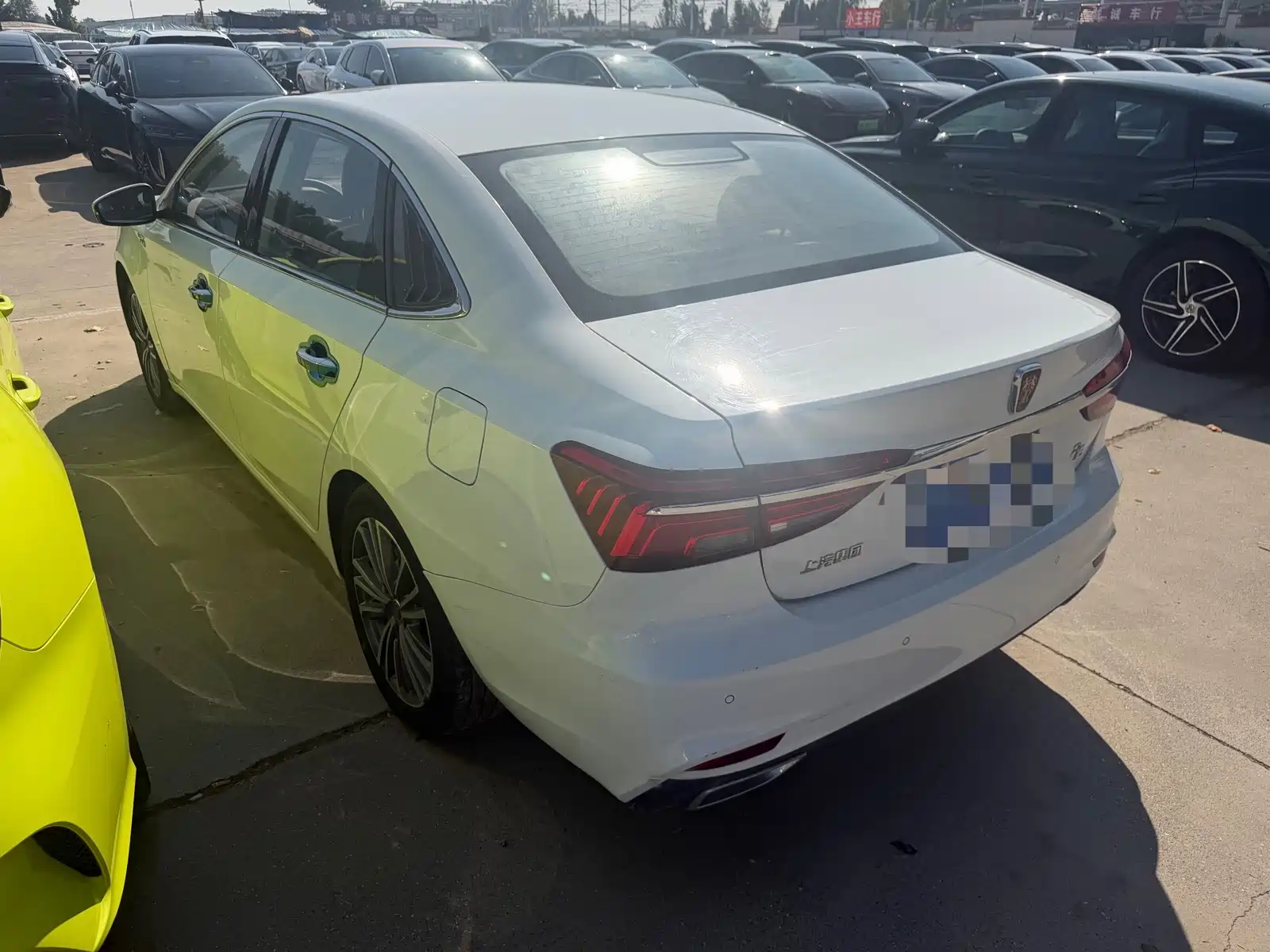 Фото 9 - Roewe i6