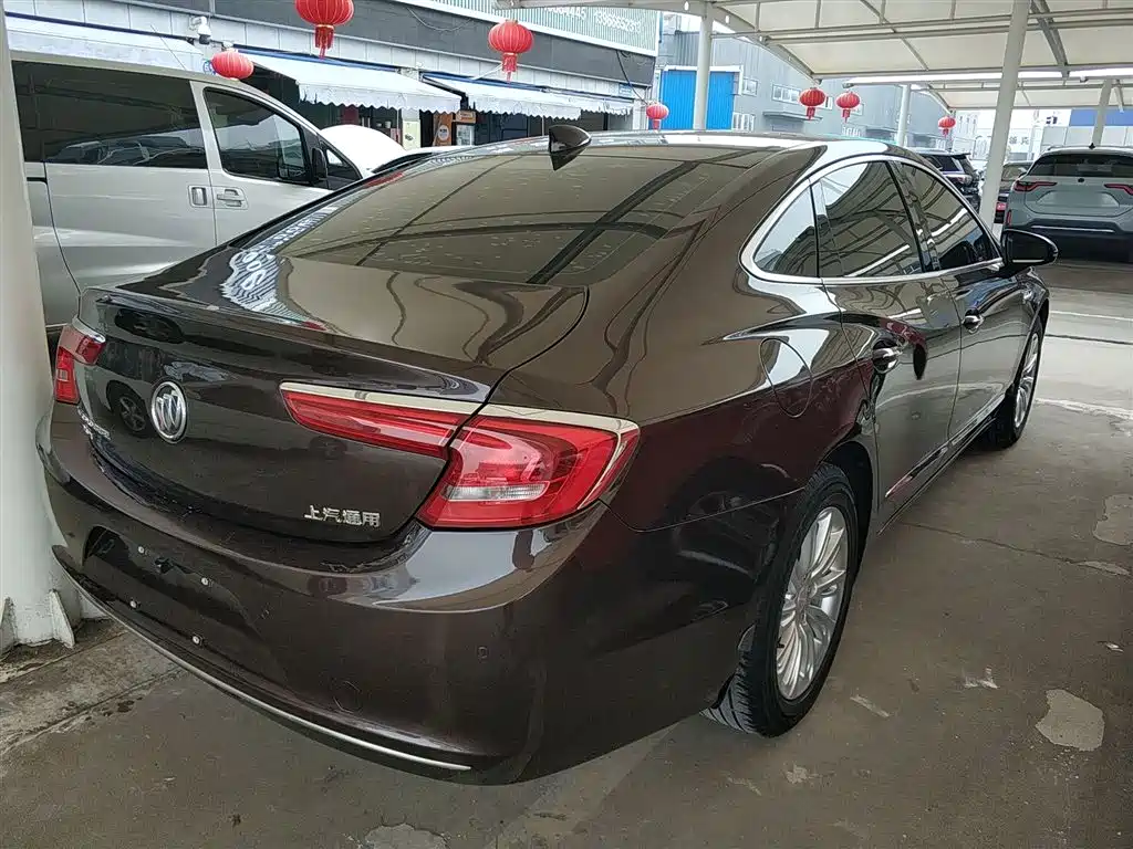 Buick LaCrosse 2018 Model 20T Elite Edition фото 5