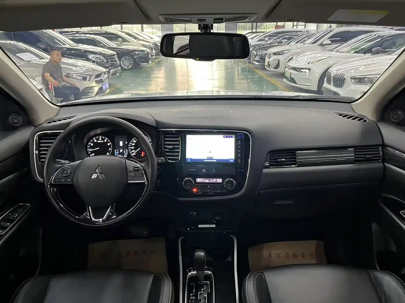 Mitsubishi Outlander 2019 2.0L 2WD Enjoy 7-Seater China VI фото 9