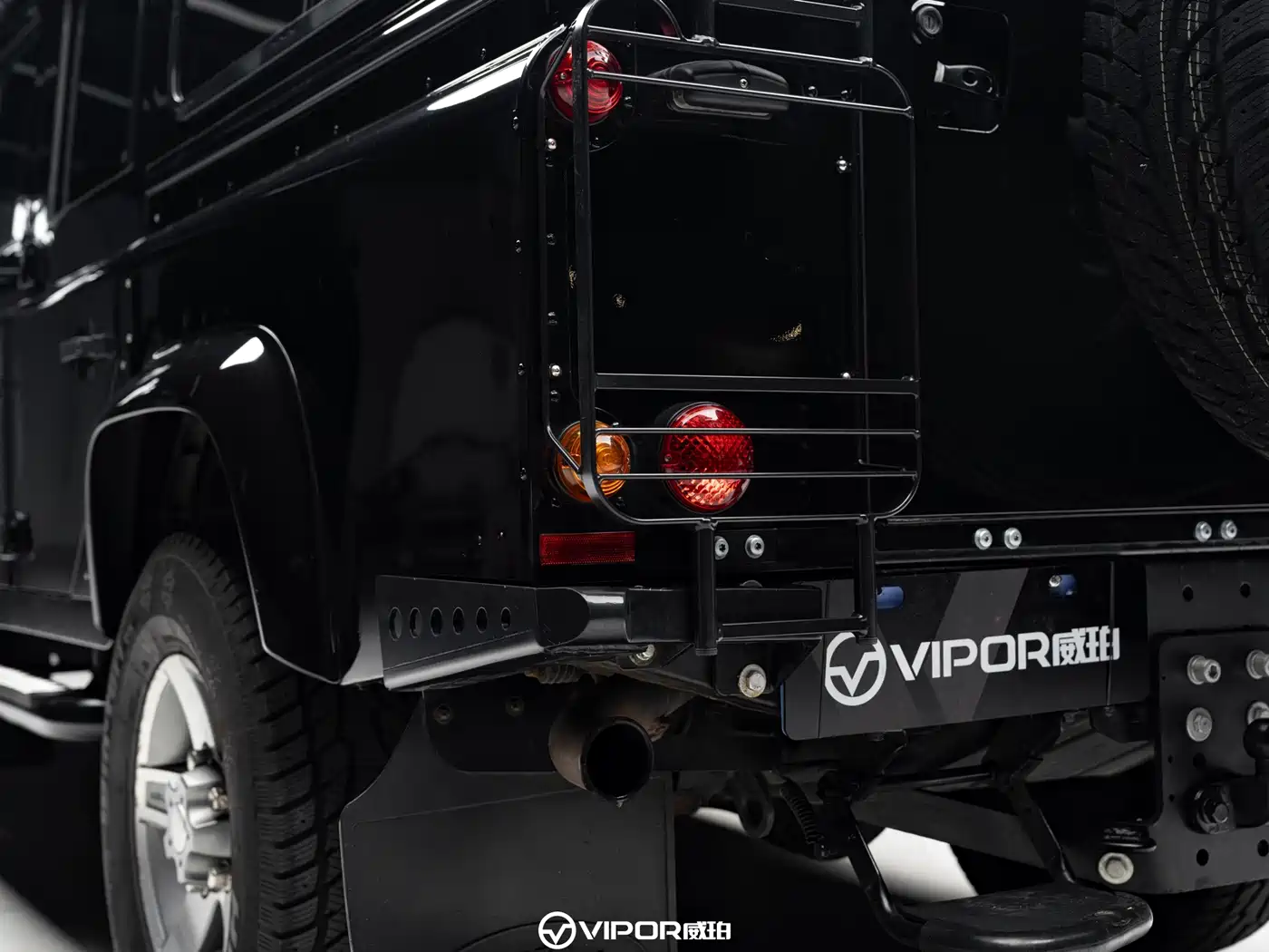 Land Rover Defender фото 21