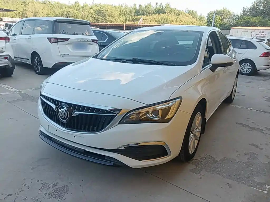 Фото 2 - Buick Verano