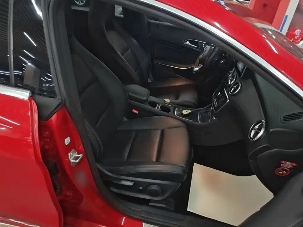Mercedes-Benz CLA (Import) 2017 2016 Facelift CLA 200 Style