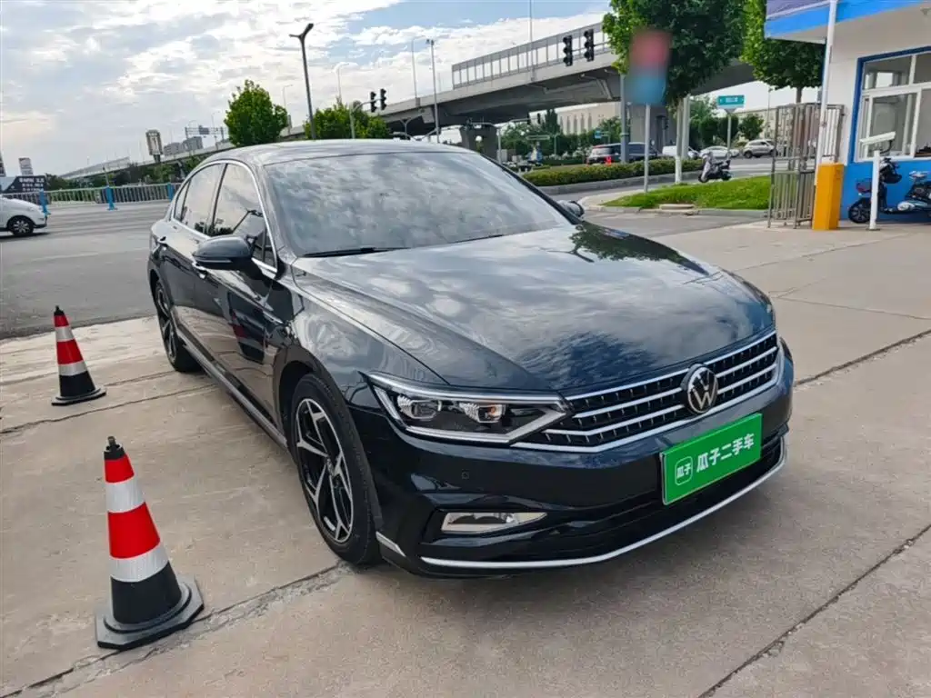 Volkswagen Magotan 2023 2 Million Units Anniversary Edition 330TSI DSG Leading Type фото 22