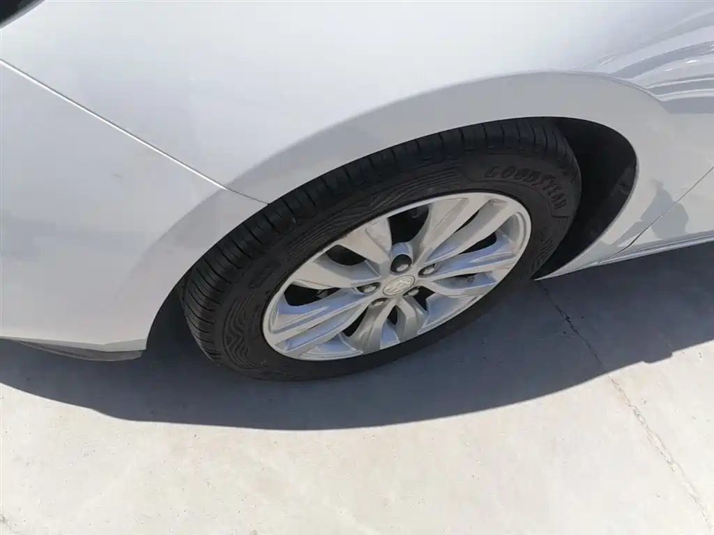 Buick Excelle 2019 15T DCT Connected Elite Type China VI фото 23