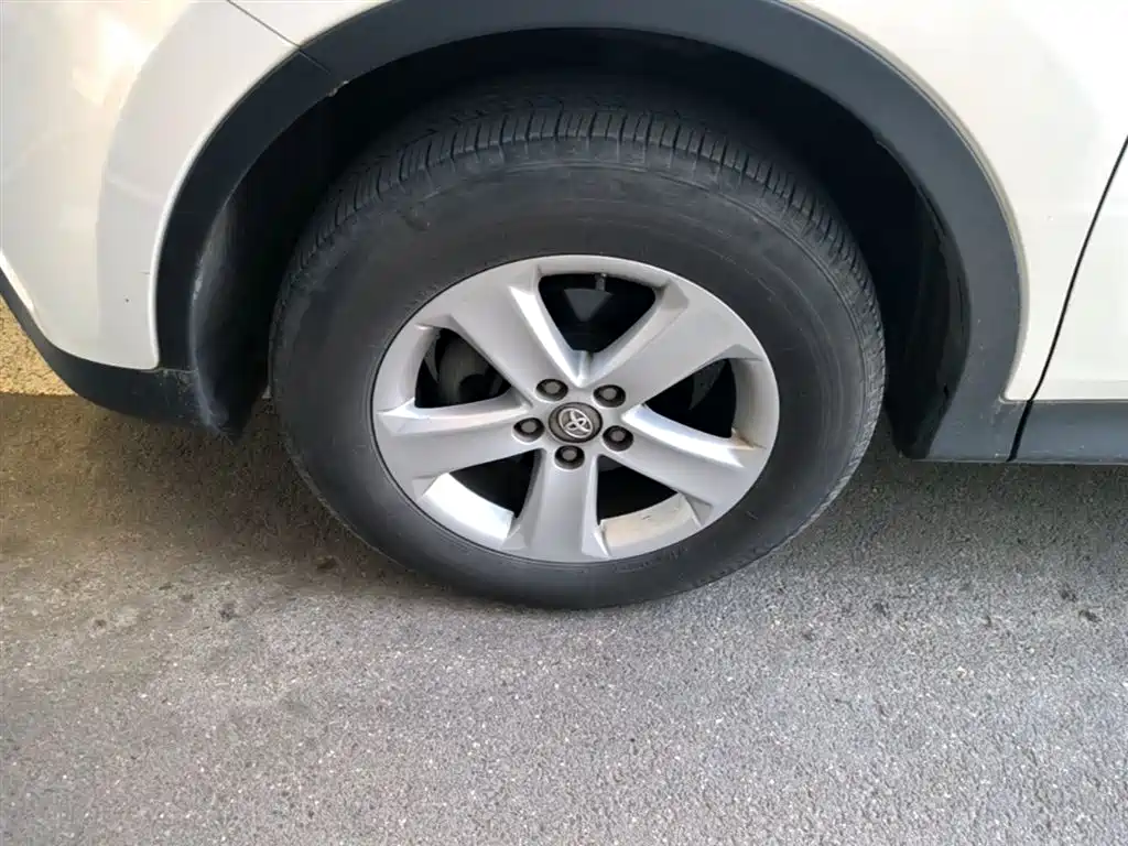 Toyota RAV4 Rongfang 2013 2.5L Auto 4WD Elite фото 23