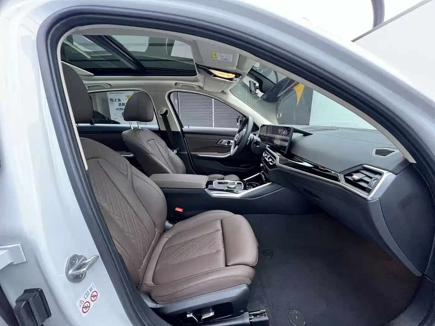 BMW 3 Series 2023 320Li M Sport Package фото 17