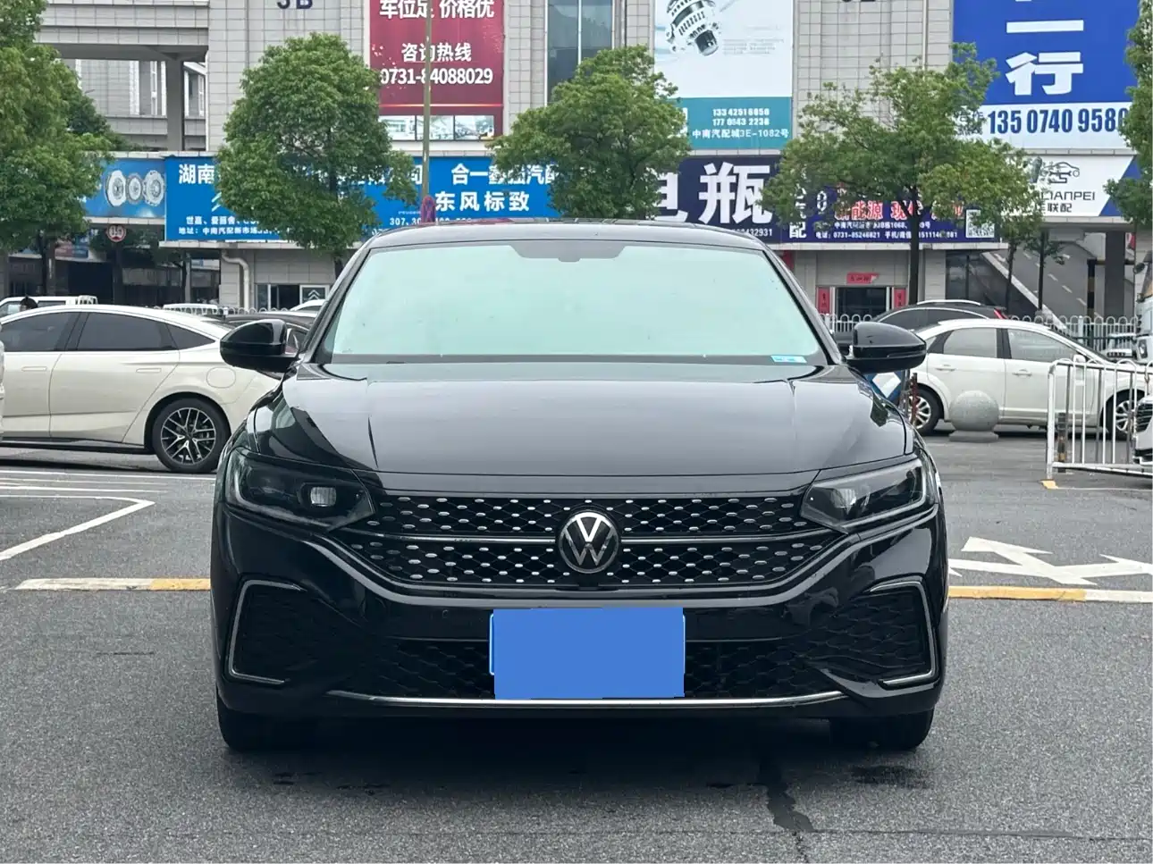 Volkswagen Passat 2023 Facelift 280TSI Starlight Elite Edition фото 2