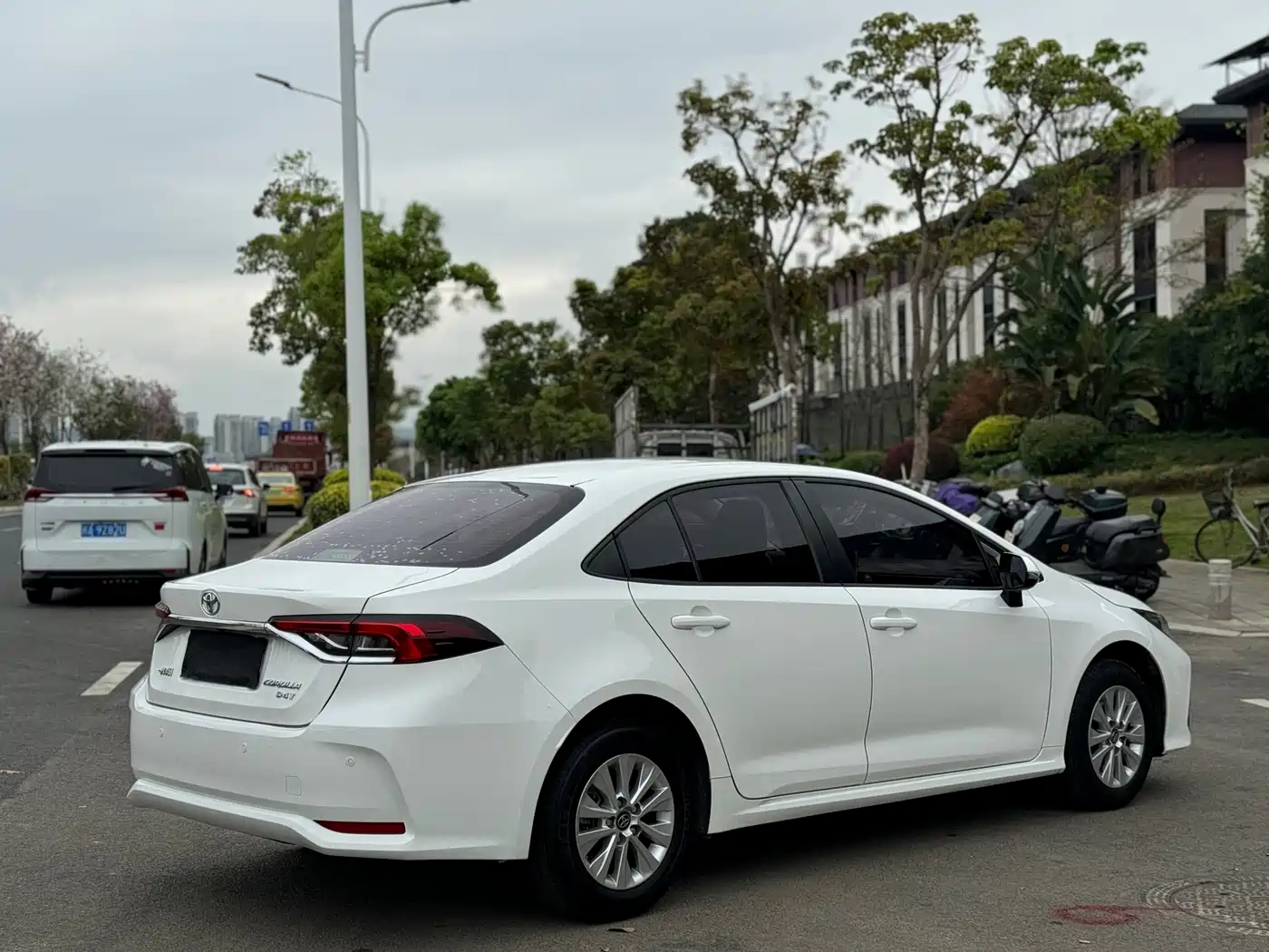 Toyota Corolla 2021 1.2T S-CVT Elite Edition фото 16
