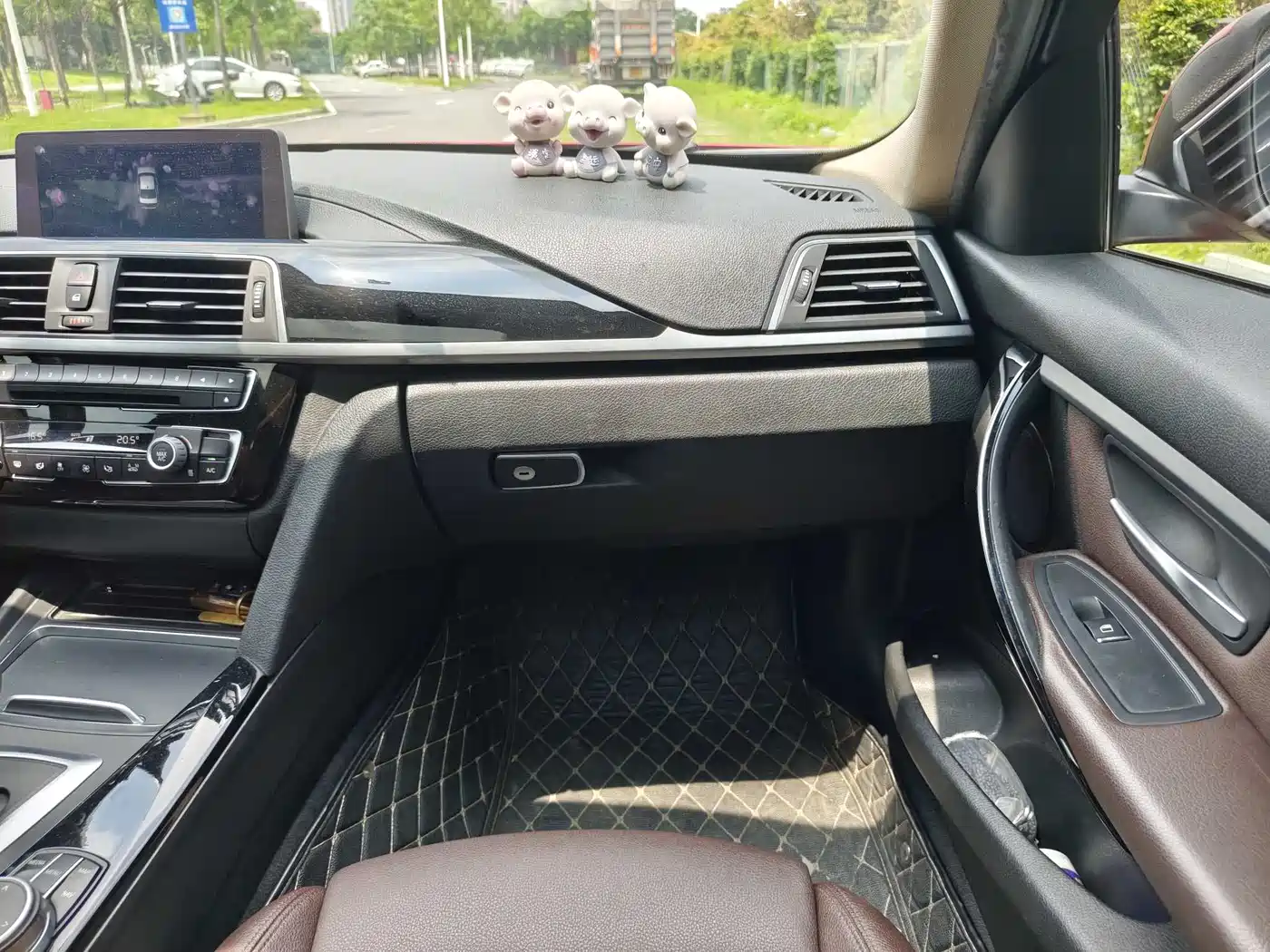 BMW 3 Series 2019 320Li Fashion Type фото 8