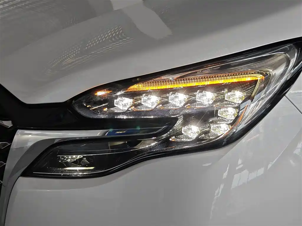 Buick GL8 2023 ES Landmaster Exclusive фото 23