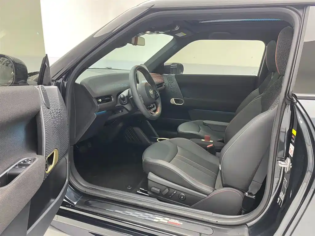 MINI ELECTRIC  COOPER