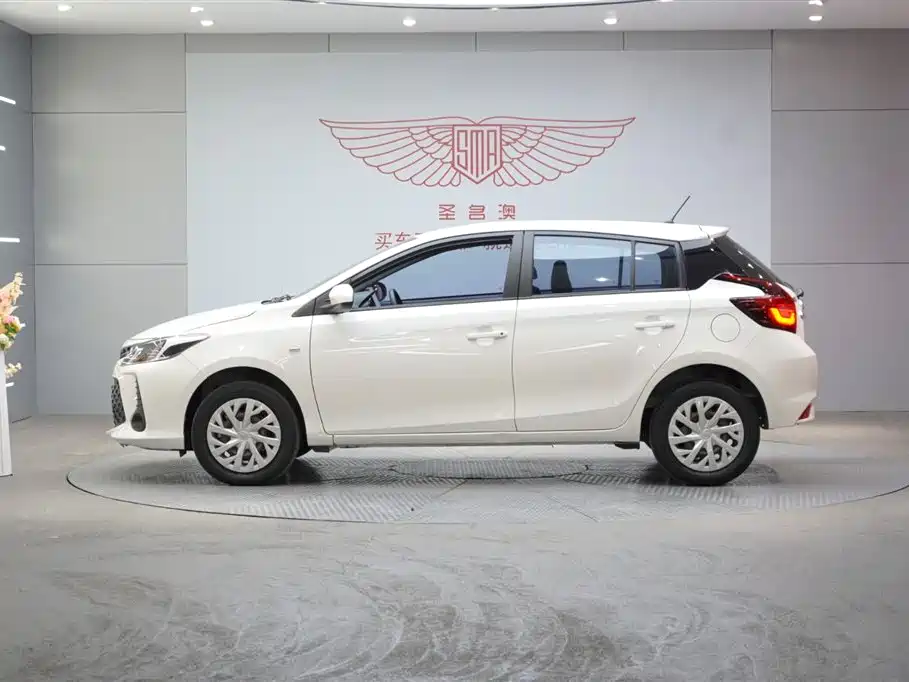 Toyota Vios FS 2021 1.5L CVT Fengchi Edition фото 2