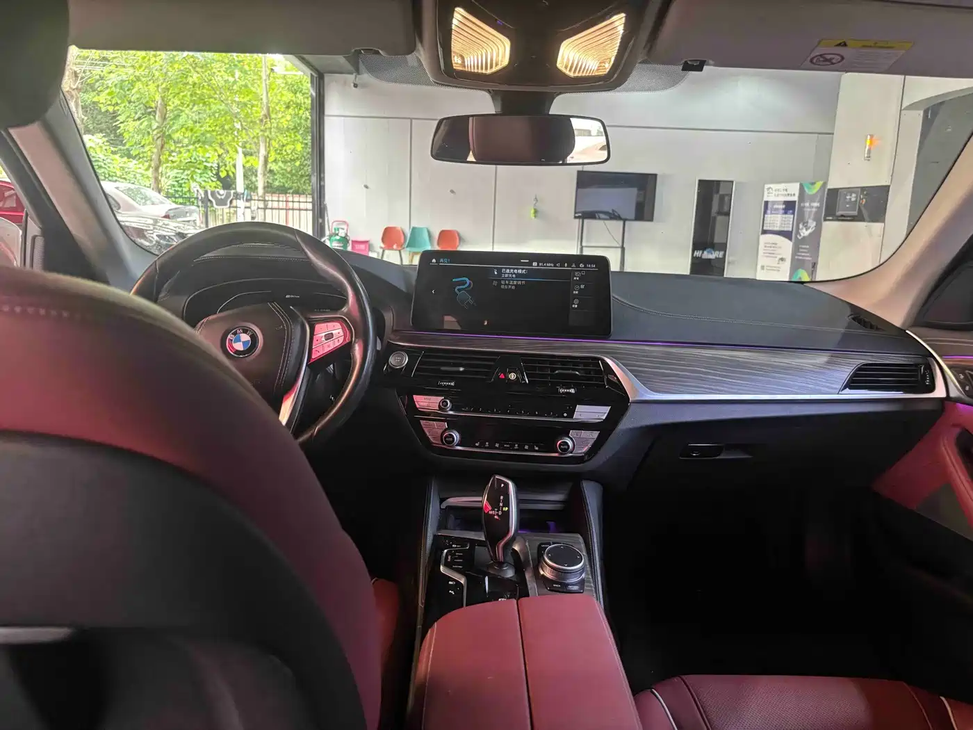 BMW 5 Series New Energy 2022 2022 Facelift 535Le Luxury Package