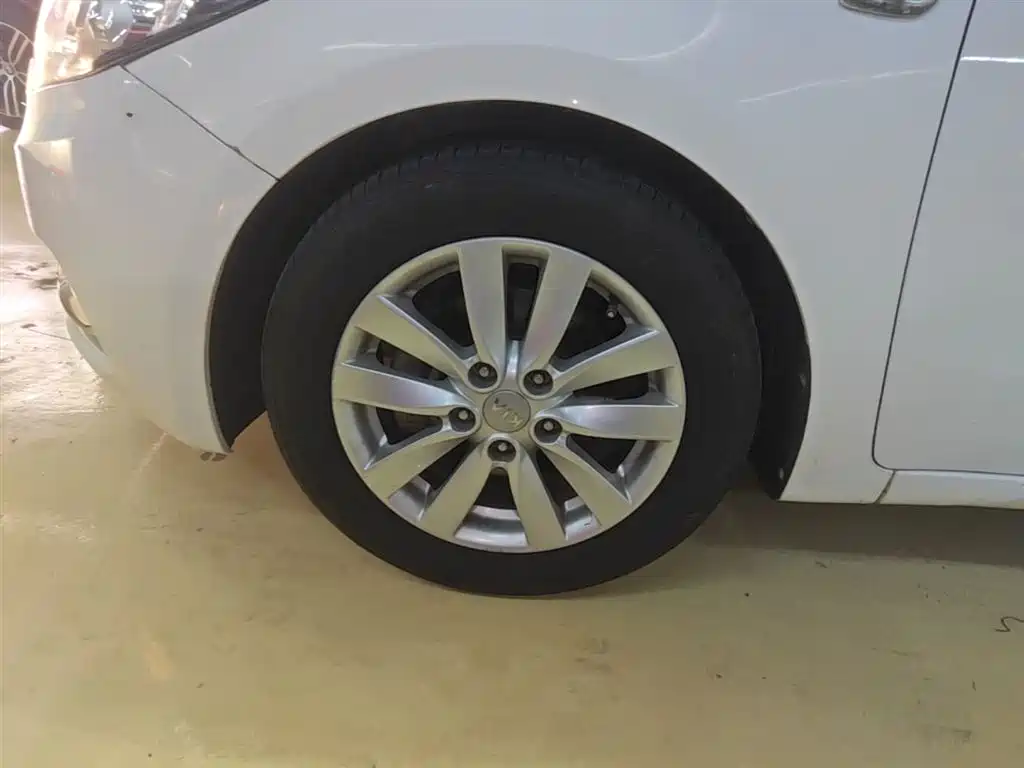Kia K3 2015 1.6L Automatic GL фото 23
