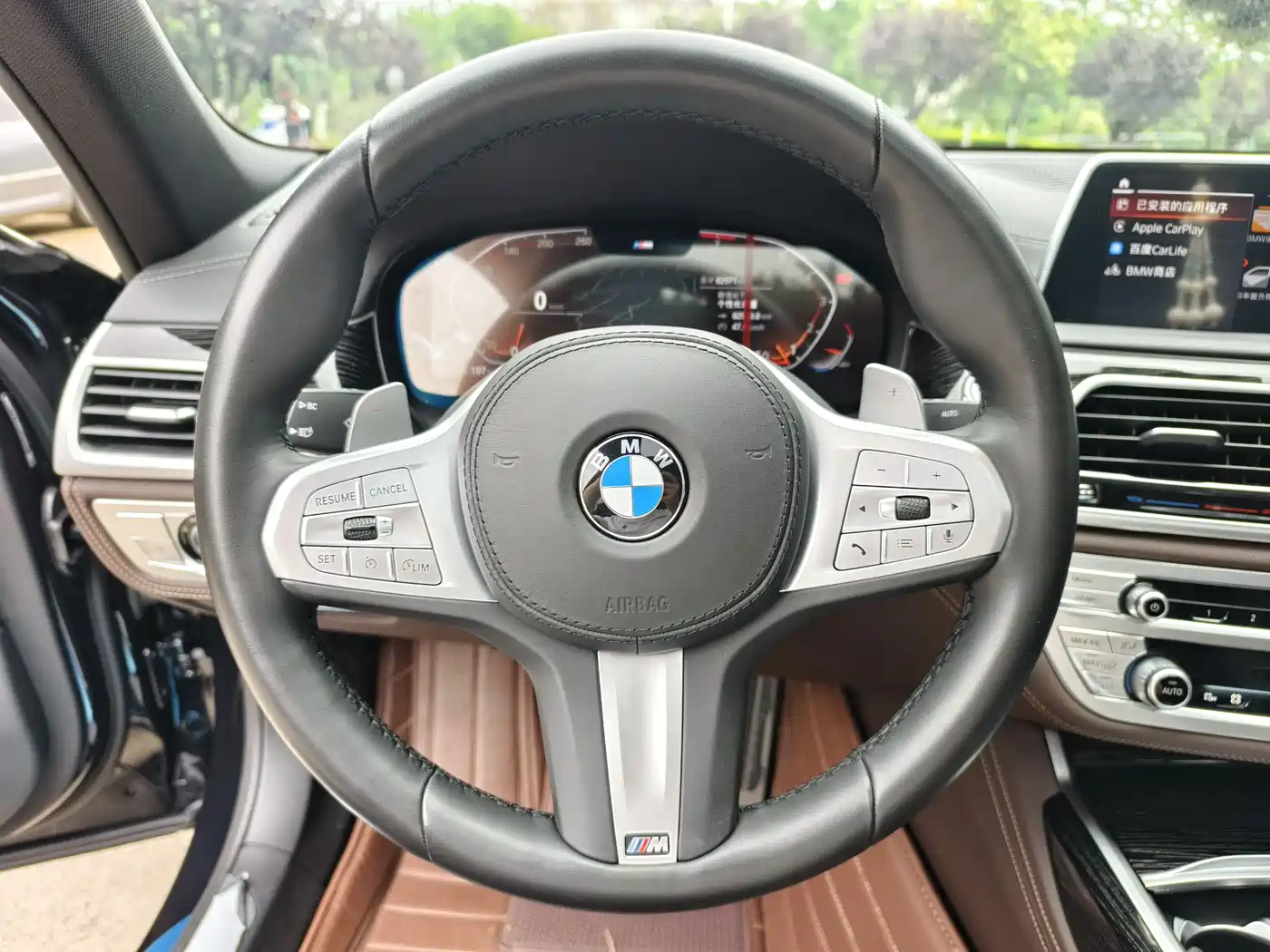 BMW 7 Series 2021 Model 740Li Leading M Sport Package фото 16