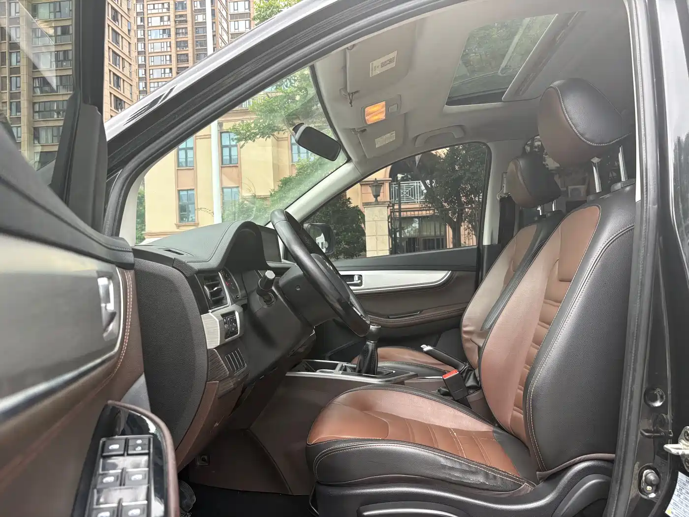 Dongfeng Fengxing Fengxing SX6 2018 2018 1.6L Manual Luxury